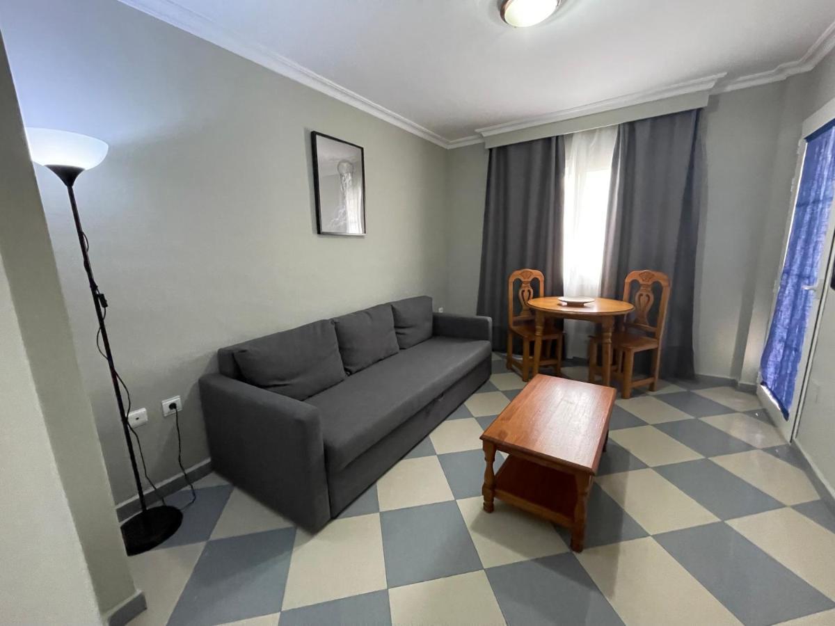 Apartamentos Nina De Oro Торремолінос Екстер'єр фото
