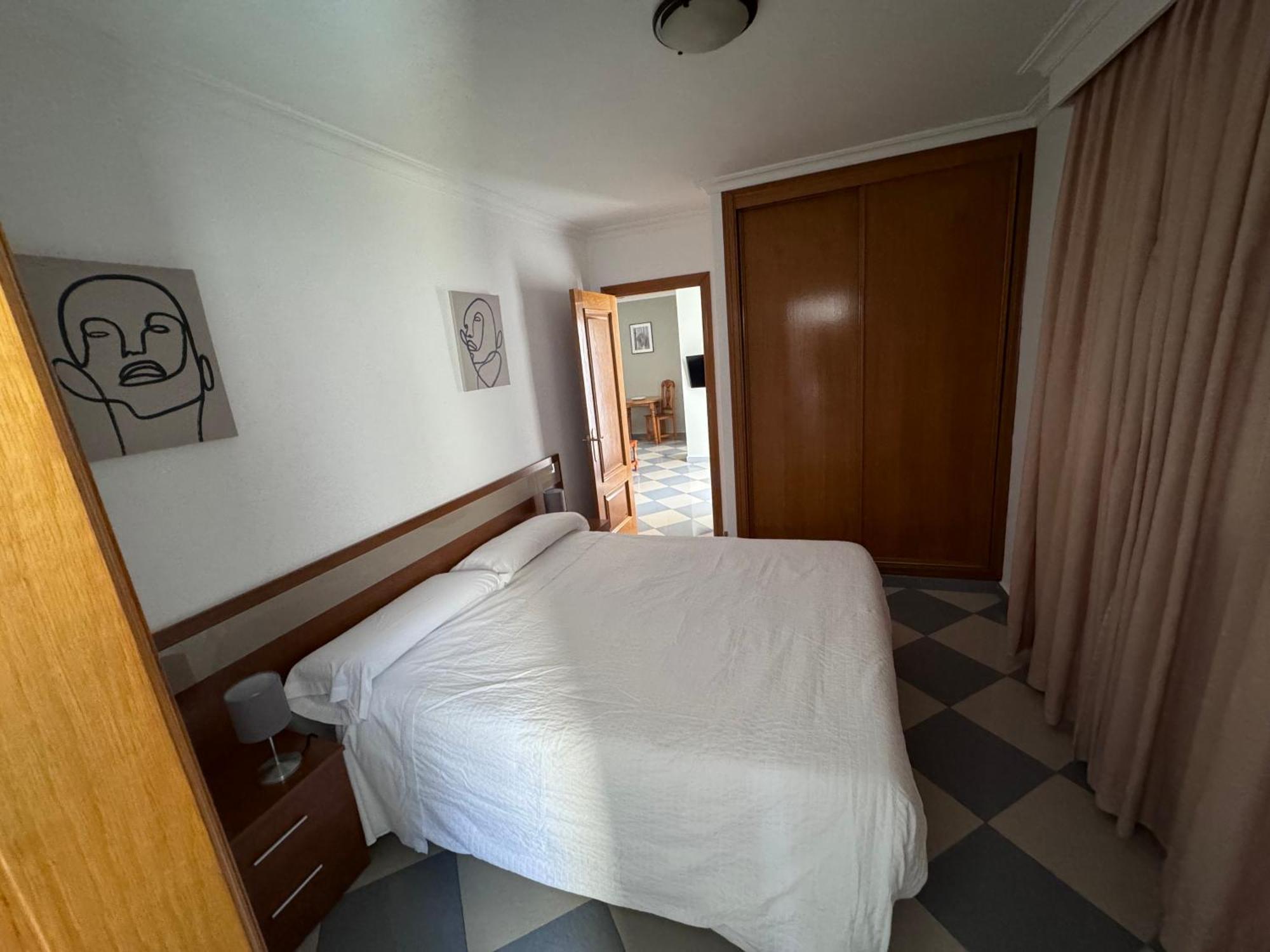 Apartamentos Nina De Oro Торремолінос Екстер'єр фото