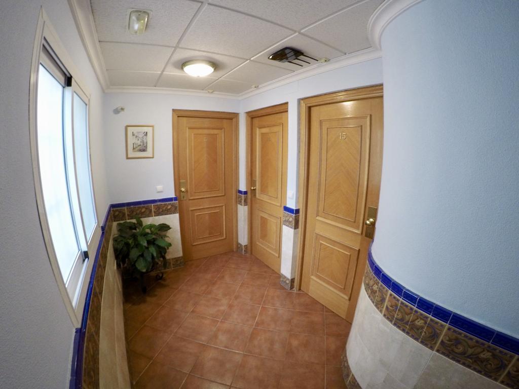 Apartamentos Nina De Oro Торремолінос Екстер'єр фото