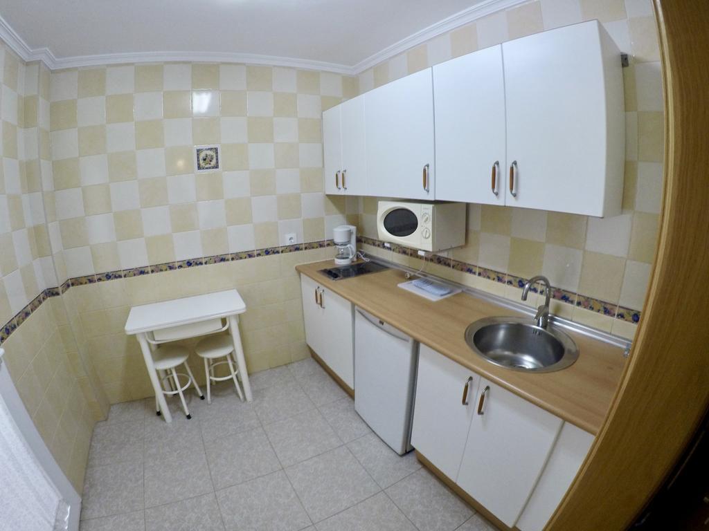 Apartamentos Nina De Oro Торремолінос Екстер'єр фото