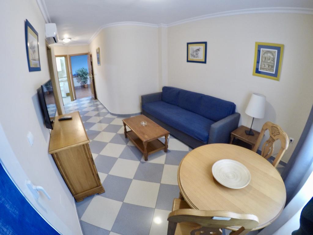 Apartamentos Nina De Oro Торремолінос Екстер'єр фото